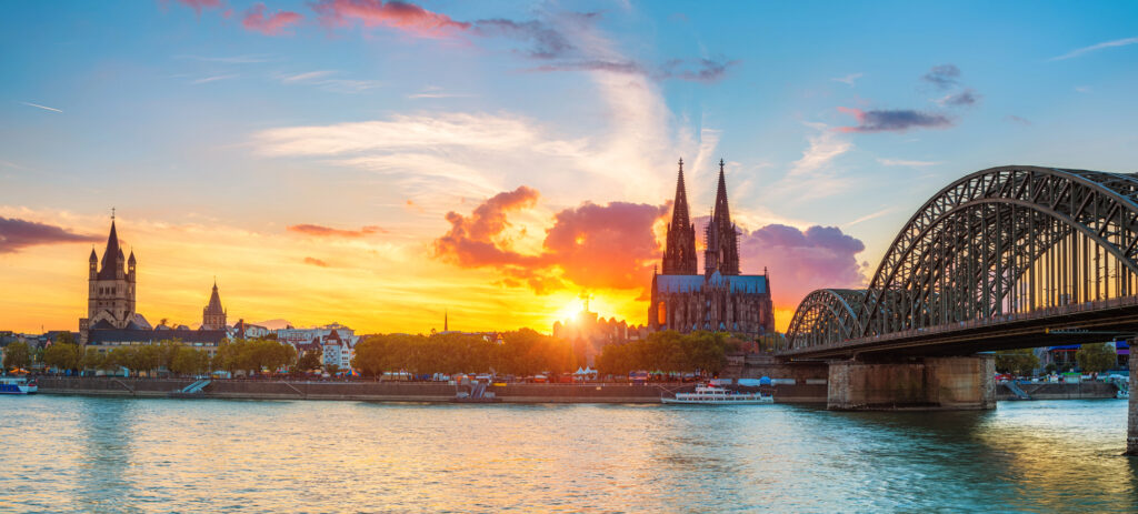 Sommerurlaub in NRW – beliebte Städte und angesagte Geheimtipps fürs Reisen